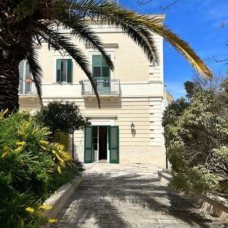 Giardino A Mare Apartment Бари Екстериор снимка